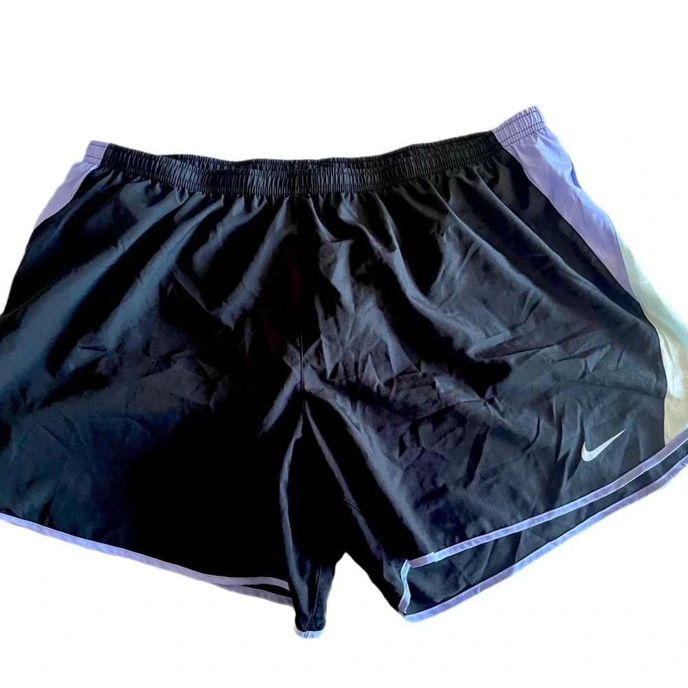 Nike 10K - Women's - 2XL - Running Shorts - NWOT - Picture 1 of 3